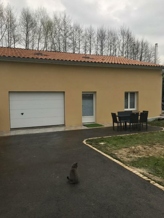Petite Maison Independante Бюльньевиль Экстерьер фото